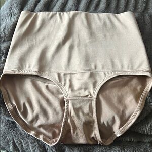 Marilyn Monroe high waist shaper slip size large